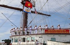 Le voilier 286-Le Quy Don en visite en Malaisie