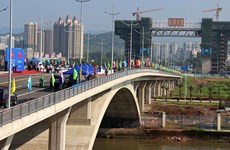 Le transport des marchandises autorisé sur le pont Bac Luan II à Quang Ninh  