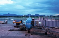 Vietnam Airlines effectue le premier vol commercial international après le COVID-19