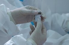 Hanoï lance une campagne de vaccination à grande échelle contre le COVID-19