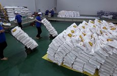 Hanoï fait don de 6.000 tonnes de riz à Ho Chi Minh-Ville et Binh Duong