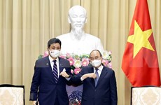Le président Nguyen Xuan Phuc reçoit le ministre japonais de la Défense