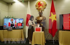 Le consulat général du Vietnam à Fukuoka : plus de 1,58 milliard de dongs au Fonds de vaccins