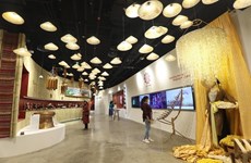 De la quintessence des brocatelles du Vietnam présentée à l'Expo 2020 de Dubaï