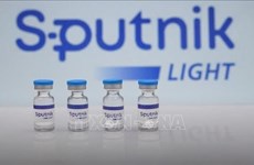 La Russie accorde 100.000 doses du vaccin Spoutnik Light au Vietnam