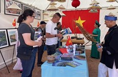 Le Vietnam participe aux Fêtes consulaires de Lyon