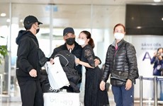 Sun Group et Vietnam Airlines soutiennent le transport de citoyens vietnamiens évacués d'Ukraine 