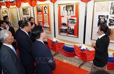 Vernissage d’une exposition sur les relations Vietnam-Laos à Vientiane