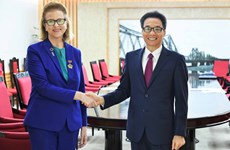 Le Vietnam apprécie les contributions de Caitlin Wiesen aux relations PNUD -Vietnam 