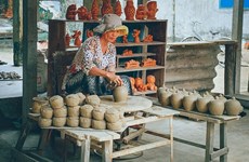 Le village de poterie de Thanh Ha veut garder son métier traditionnel 