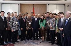Le président Nguyen Xuan Phuc reçoit le président de l'Association d'amitié Indonésie - Vietnam