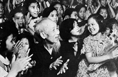 Célébration du 133e anniversaire du Président Ho Chi Minh 