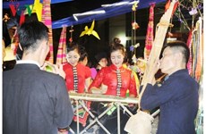Le chant « giao duyên » des Thai à Muong Lo