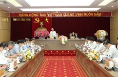 Vo Van Thuong, Permanent du Secrétariat du Parti, travaille avec les autorités de Vinh Phuc 