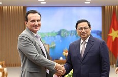 Le PM Pham Minh Chinh reçoit le PDG d'AstraZeneca
