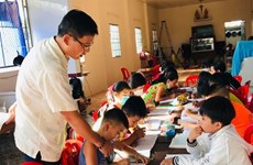 Des cours gratuits de l’enseignant Nguyên Van Hân à Hâu Giang