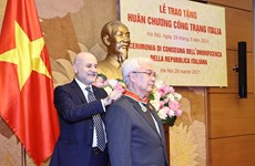 Un député vietnamien honoré de l’Ordre du mérite de l’Italie
