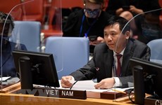 Le Vietnam défend le multilatéralisme pour régler les défis internationaux