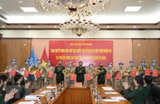 Douze autres officiers vietnamiens participent aux opérations onusiennes