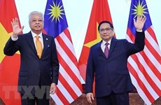 Le Premier ministre malaisien en visite officielle au Vietnam