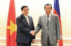 Le Premier ministre Pham Minh Chinh rencontre son homologue cambodgien aux Etats-Unis