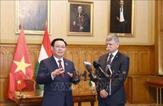 Renforcement des relations entre le Vietnam et la Hongrie
