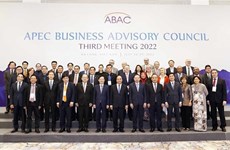 Le Vietnam salue toujours les investisseurs de l’APEC