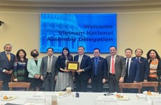 Vietnam-Etats-Unis: promotion de la coopération entre les organes législatifs dans les sciences 