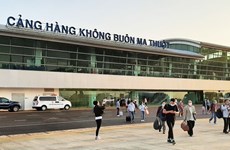 Priorité au développement du transport aérien et ferroviaire dans le Tay Nguyen 