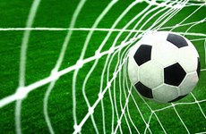 Football : Premier match amical entre législateurs vietnamiens et sud-coréens
