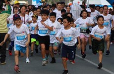 Plus de 9.000 coureurs au marathon de Ho Chi Minh-Ville 2019  ​