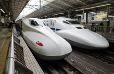 Aide japonaise pour le développement de la ligne ferroviaire en Indonésie