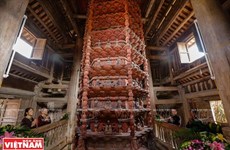 La tour de lotus de neuf étages de la pagode Dong Ngo, un trésor national
