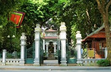 Admirer la plus ancienne statue du roi Lê Thai Tô à Hanoi