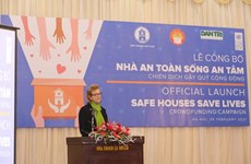 La campagne du PNUD aide à construire des maisons résistantes aux inondations dans le Centre Vietnam