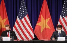 Signature d'un accord sur le nouvel emplacement de l'ambassade des États-Unis au Vietnam