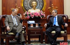 Un dirigeant de Ho Chi Minh-Ville reçoit l'ambassadeur allemand
