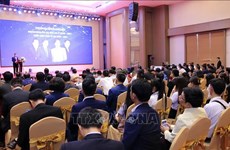 Séminaire sur les perspectives économiques du Laos et ses impacts sur les entreprises vietnamiennes