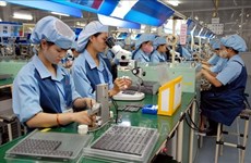 Les investissements étrangers affluent au Vietnam malgré le COVID-19