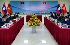 Renforcement de la coopération entre des provinces frontalières du Vietnam et du Laos