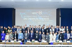 Première conférence internationale de chimie à l’USTH
