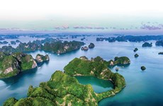 La baie d'Ha Long parmi les 24 meilleures destinations touristiques au monde en 2024