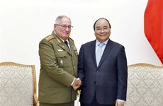 Le PM reçoit un général de corps d’armée cubain