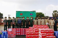 Voeux du Têt des forces armées de la province cambodgienne de Tbong Khmum pour celles de Tay Ninh 