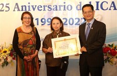 Célébration du 25e anniversaire de l’Institut culturel Argentine-Vietnam