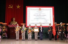 Le district de Truong Sa fête le 40e anniversaire de sa Journée traditionnelle 