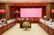 Ouverture de la 13e réunion du Comité municipal du Parti de Hanoï