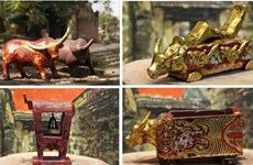 La collection unique de statues de buffles du peintre-artisan Nguyên Tân Phat