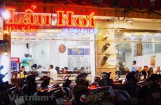 COVID-19: fermeture temporaire des restaurants de bière et des petits marchés à Hanoï