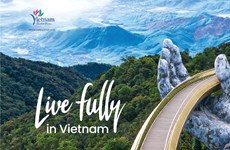 Lancement officiel du programme touristique “Live fully in Vietnam”